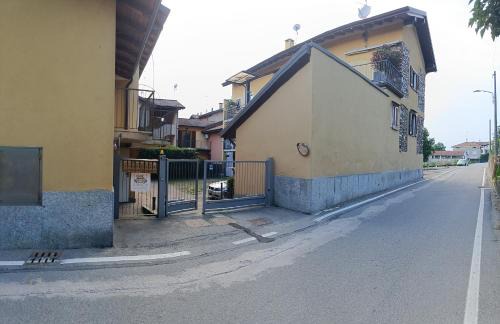 Borgomanero Apartment | CasaEly