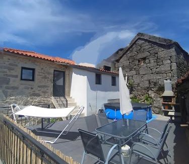 Cabril House | Casaesquerda Cinza