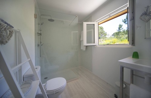 Castelo House | Casal do Frade