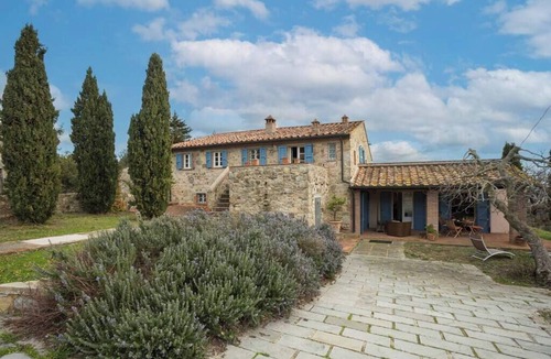 Monteverdi Marittimo Villa | Casale degli Olmi, historic villa with terrace and enchanting view