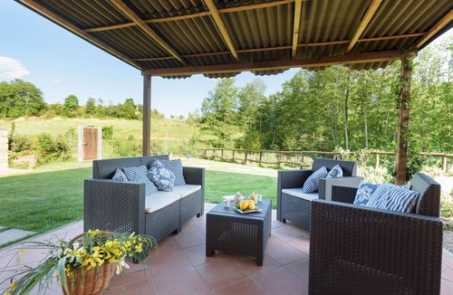 Terranuova Bracciolini Villa | Casale Vite 4, Emma Villas