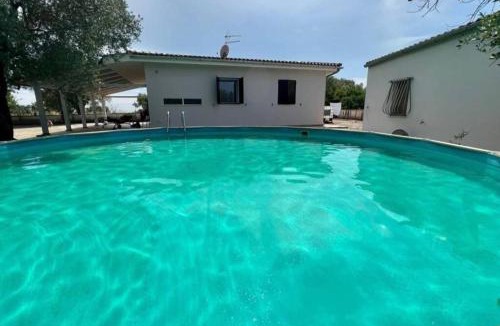 Villa Castelli House | CasaMè - Villa Castelli