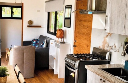 Portillo House | CasaMara #1, tropical bungalow in Private Residential area walkable to the beach