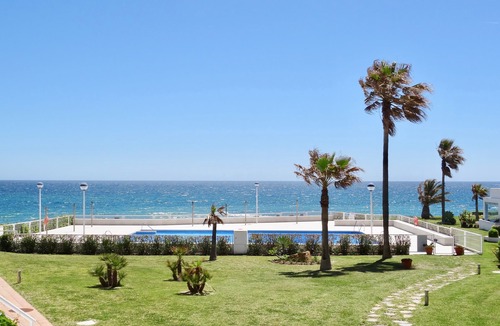 Casares del Mar Apartment | Casares del Mar. Spectacular apartment in first line. Ideal for families