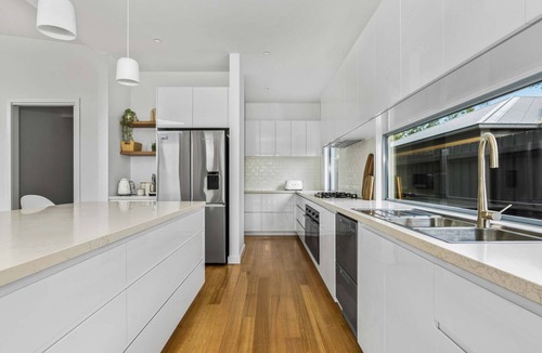 Inverloch House | CasaRona Del Mar Inverloch