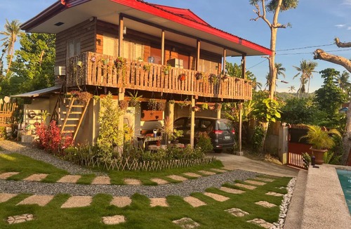 Clarin Bed & Breakfast | Casas de Ruumar Bed and Breakfast-Bar-Two rooms for family available