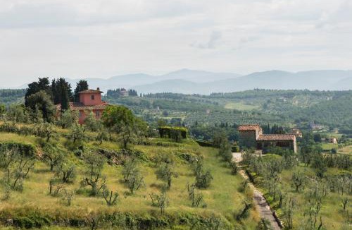 San Donato in Collina House | Casavilla Rentals by Torre a Cona