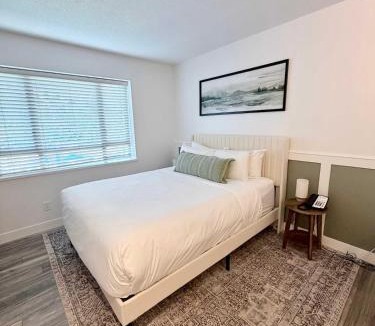 Village North Apartment | Cascade Lodge Studio-steps from village