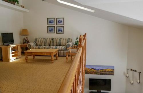 Ouray House | Cascade Three Bedroom Three Bath – C03