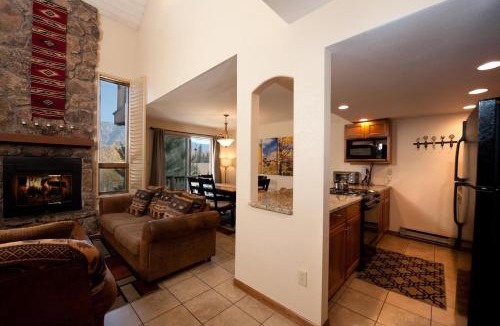 Purgatory House | Cascade Village 22