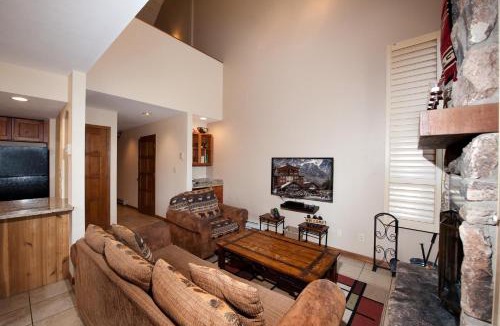 Purgatory House | Cascade Village 22