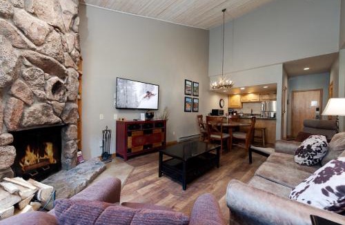 Purgatory House | Cascade Village 362