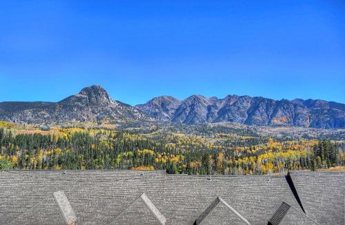Purgatory House | Cascade Village 55