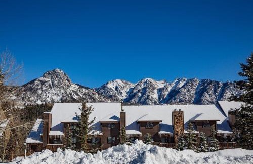 Purgatory House | Cascade Village 61