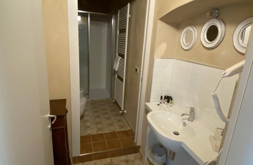 Monforte d'Alba House | Cascina Bricco San Pietro, accommodation with room, living room/kitchen,Finnish sauna
