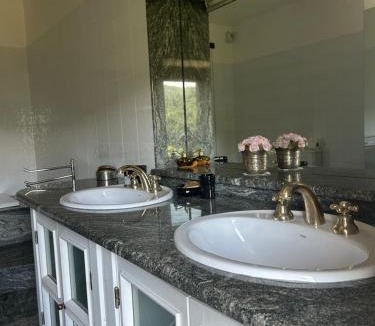 Grognardo Bed & Breakfast | Cascina Ciosse B&B