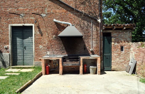Capriata d'Orba House | Cascina Coccione farmhouse among the vineyards of Monferrato with swimming pool and large private park