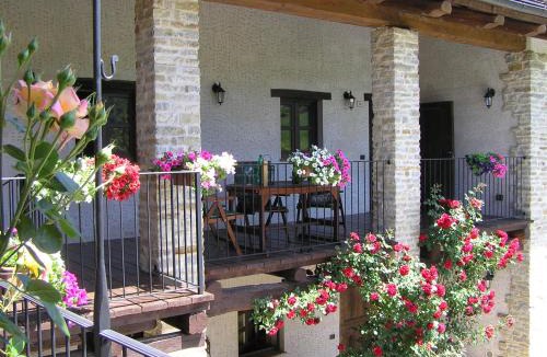 Bossolasco Apartment | Cascina Curairone