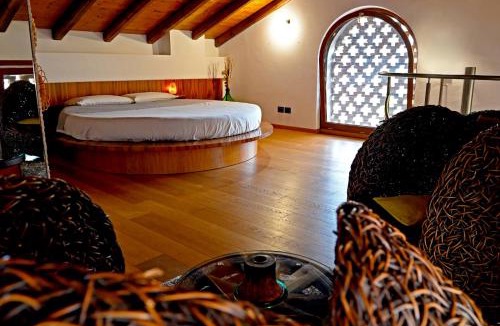 Caslino d'Erba House | Cascina di Charme Relax tra Lago di Como e Bellagio con Parcheggio incluso