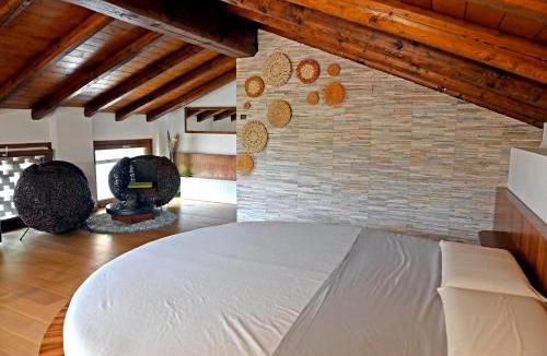 Caslino d'Erba House | Cascina di Charme Relax tra Lago di Como e Bellagio con Parcheggio incluso