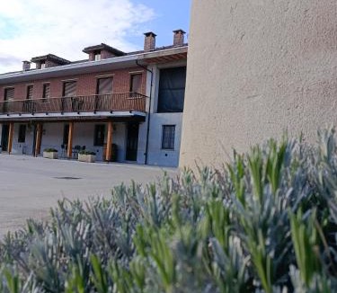 Neive House | Cascina Longoria