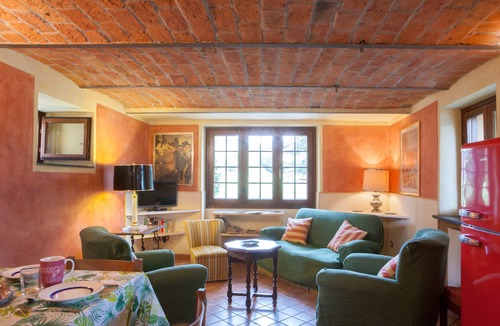 Ovada House | Cascine di Villa Schella with Pool – Relaxing Oasis for Groups and Families
