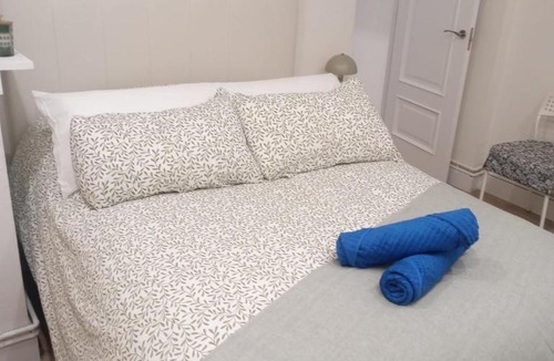 Bilbao Old Town Apartment | Casco Viejo, tranquilo, reformado, Bilbao a pie