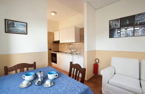 Quartieri Spagnoli Apartment | Case Cosi Napoli