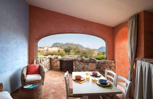 Baia Caddinas Apartment | CASE DEL GOLFO - MOLARA 2 PT