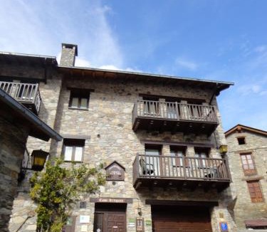 Os de Civis House | Cases Artigues