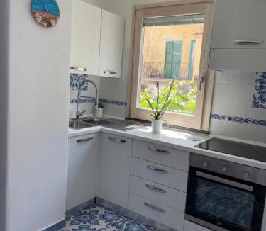 Ischia Ponte Apartment | Casetta del pescatore
