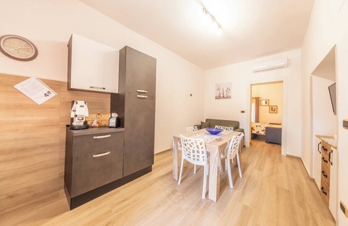Sala Apartment | Casicarillo 800