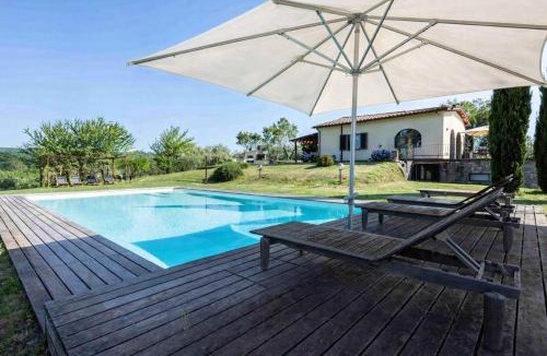 Montevarchi Villa | Casina al Vento by Mmega