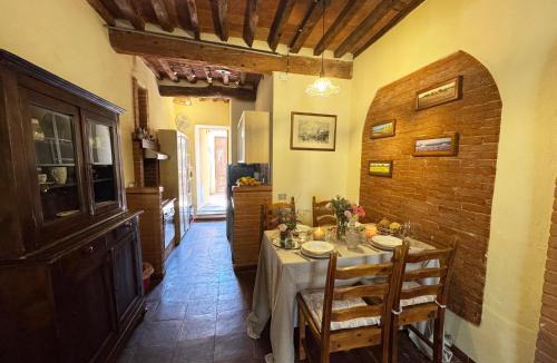 Lucca Historical Center Apartment | Casina Bella Di Lucca