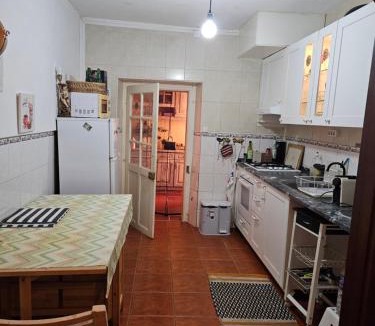 Outeiro da Cabeca House | Casinha de chocolate