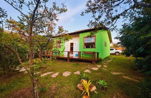 Lapinha da Serra House | CASINHAS DA LAPINHA- Lapinha da Serra - Casa Verde 2 suites com deck - LATE CHECK OUT- Piscina compartilhada