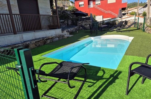 Baiona House | Casita with Shared Pool, Ladeira Beach