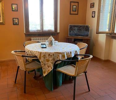 Montecarlo House | Casolare di Adele