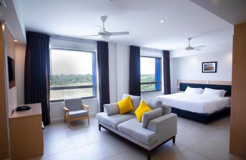 Kiunga Hotel | Cassowary Hotel