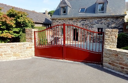 Cast House | Castel Bihan - Charming cottage between land and sea