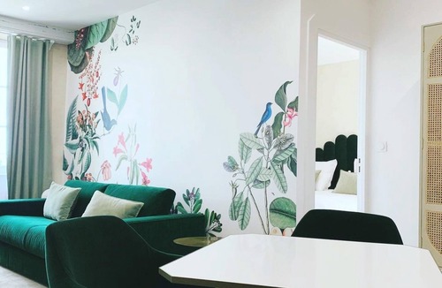 Morey-Saint-Denis Hotel | Castel de Tres Girard