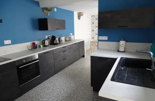 Chateaubourg Bed & Breakfast | CASTEL HOME