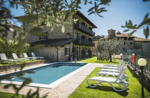 Canale di Tenno Apartment | Castel View Apartment - Gardaslowemotion