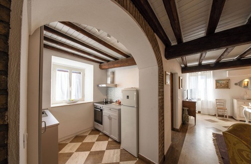 Zona III Marcigliana Apartment | Castello del Duca