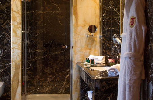 Guarene Hotel | Castello di Guarene