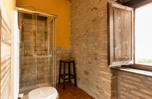 Mosciano Sant'Angelo Bed & Breakfast | Castello di Petecciano