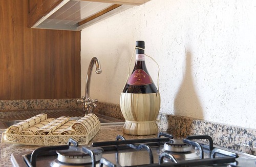 Rapolano Terme Apartment | Castello di Modanella