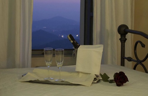 Chiaverano Hotel | Castello San Giuseppe