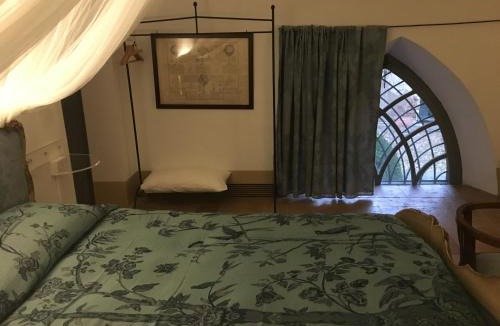 Giarole Bed & Breakfast | Castello Sannazzaro B&B