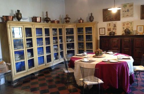 Giarole Bed & Breakfast | Castello Sannazzaro B&B